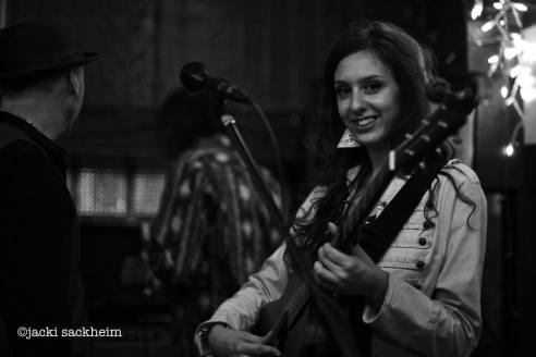 1962730_10202981107786638_610931228_n